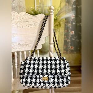 Black and White Houndstooth Shoulder Bag